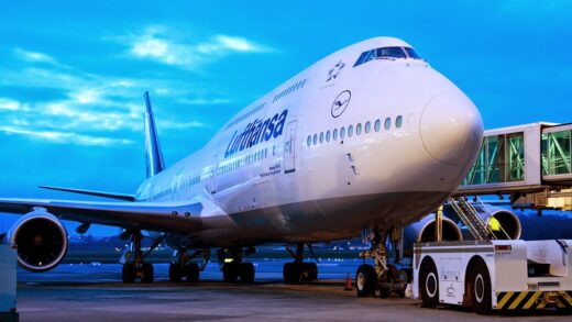 Boeing 747-8 da Lufthansa vindo de Frankfurt inaugura o Terminal 3 do Aeroporto Internacional de Cumbica