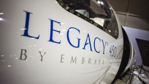 Embraer expõe o Legacy 450, pela primeira vez