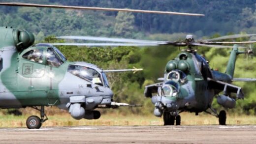 FAB completa frota de 12 helicópteros AH-2