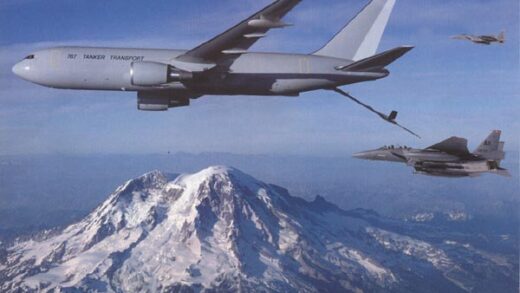 IAI e FAB negociam contrato para o 767 Tanker