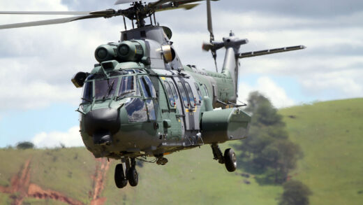 Conheça a evolução dos helicópteros da FAB