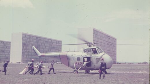 Resgate a missionários inaugurou aviação de helicópteros