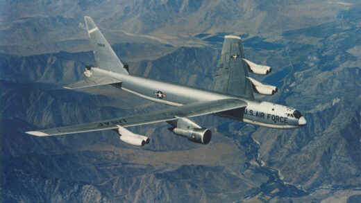 Aeronaves históricas, o Boeing JB-52E Stratofortress