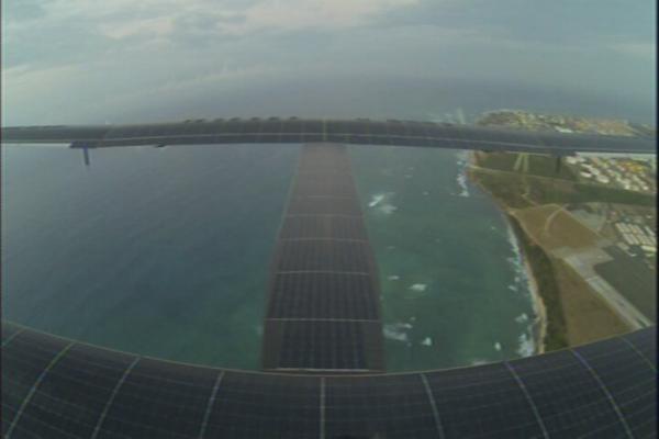 Solar Impulse chegou no Hawaii (2)