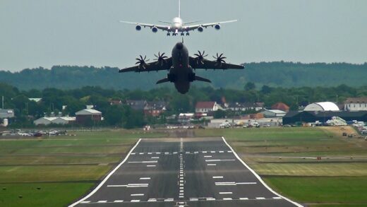 Aerobatic Airbus A400M Takes Off Quick, Before A380 Lands.