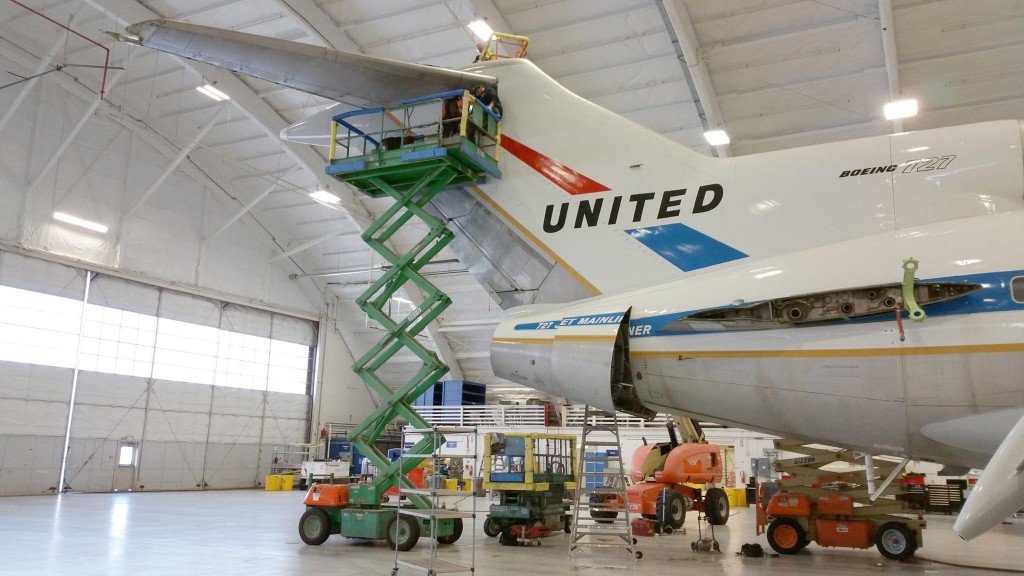 united_727_3