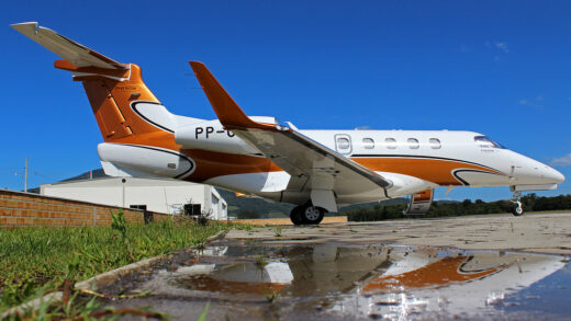 Pelo terceiro ano consecutivo o Phenom 300, da Embraer, é o jato executivo com mais entregas pelo mundo