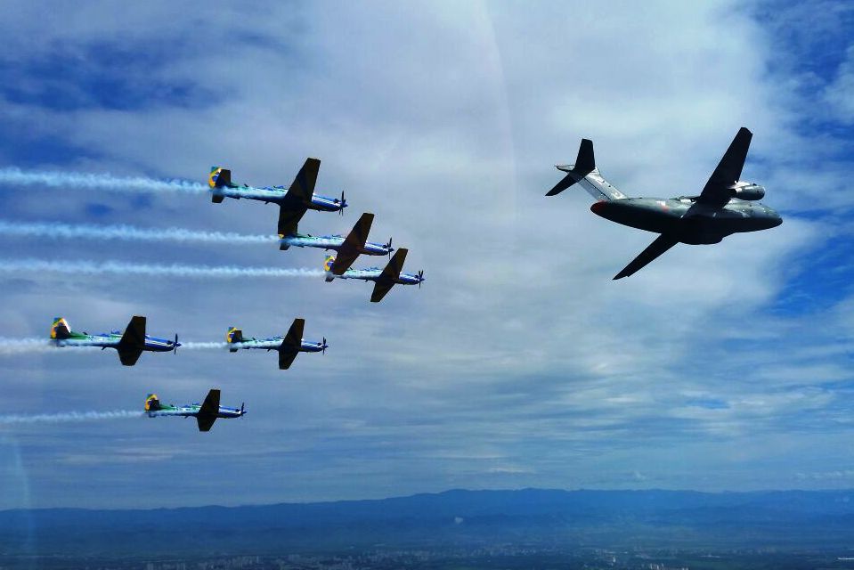 KC-390-e-A-29-Super-Tucano-do-EDA-3
