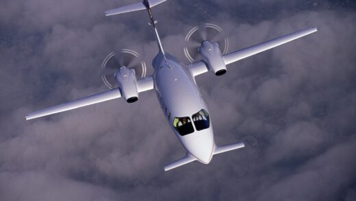 Conheça o Piaggio P.180 Avanti