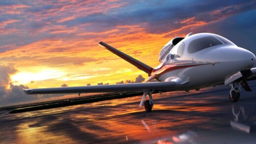 ENTREGA DO PRIMEIRO JATO DA CIRRUS